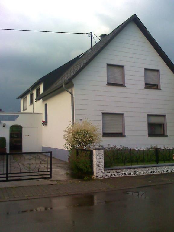 Apartamento Fewo Mueller Saarlouis Exterior foto